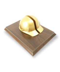 PORTACARTAS CASCO DE RESINA, BASE DE MADERA