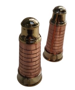 Alternative view of FARO SALERO Y PIMENTERO DE BRONCE Y COBRE